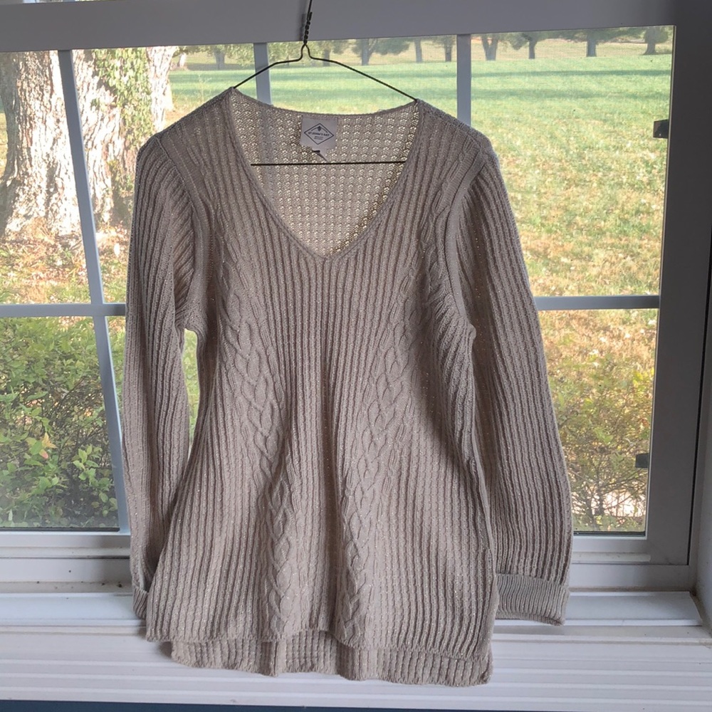 Women’s sweater